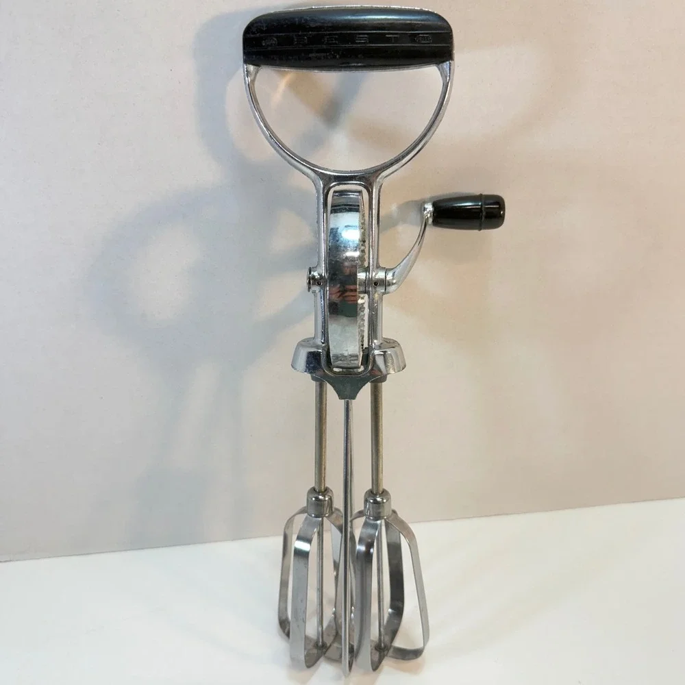 EKCO Best Hand Crank Egg Beater Vintage Black Stainless Steel Manual Mixer USA